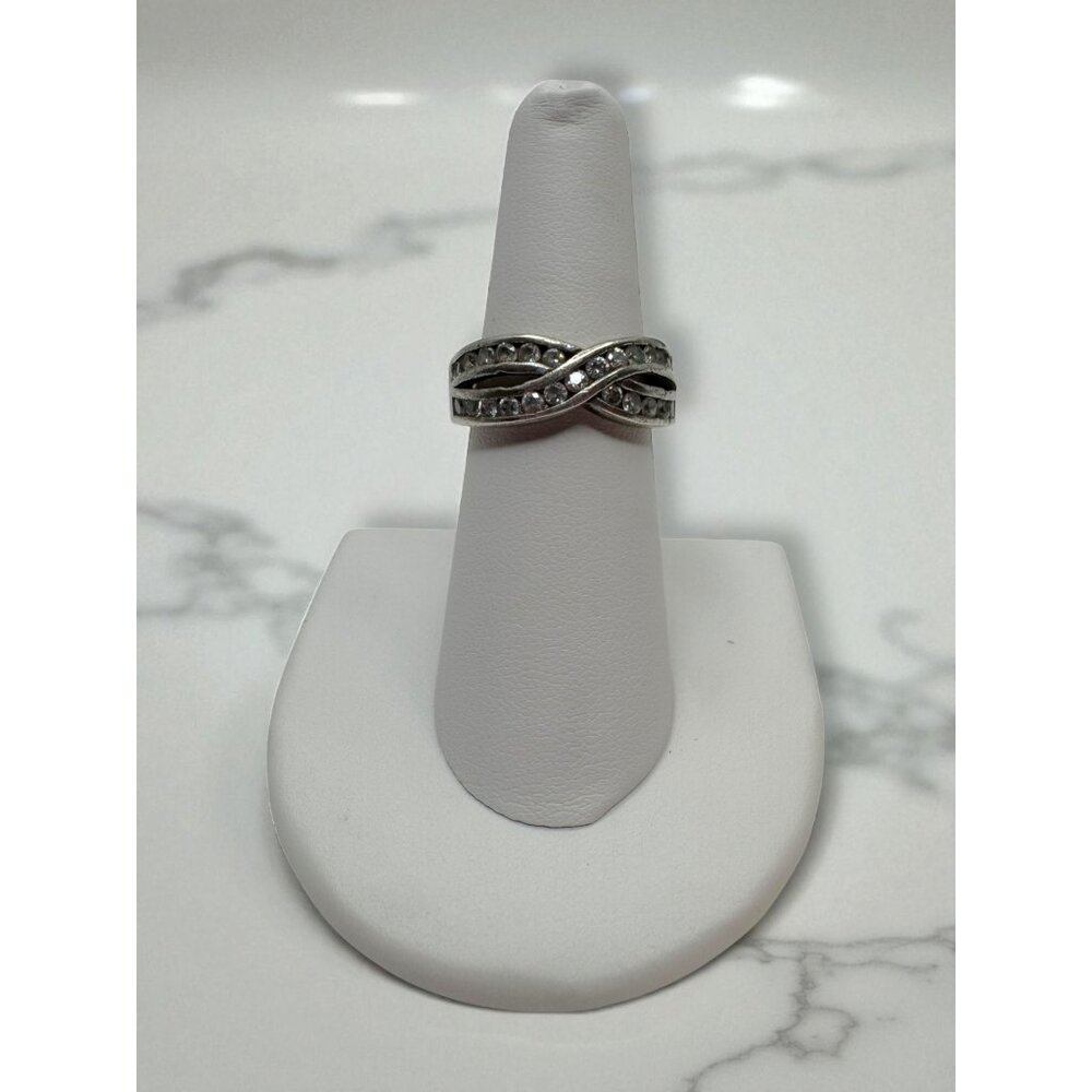 Sterling Silver Womens Swirl Ring With Glass Accents Size 7.25